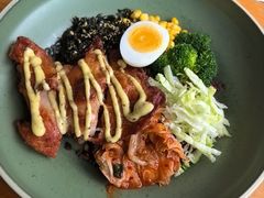 -豪客嘉族·麦尼顿西餐厅(乐福天下店)