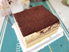 -胖东来生活广场(健康路店)