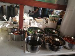 自助调料区-齐记土鸡米线