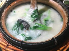-粤港湾砂锅粥·宵夜(宝龙店)