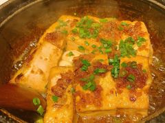 石锅海鲜酿豆腐-坛宗剁椒鱼头(河西王府井店)