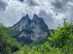 -鹿院坪生态旅游景区
