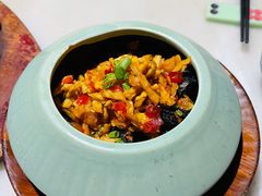 佬长沙臭豆腐-佬麻雀·剁椒鱼头(京基KK One店)