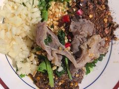 -洱火云南酸菜牛肉火锅(石景山当代商城店)