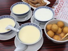 -周大娘牛乳(旧寨古村总店)