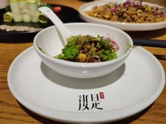 松茸什菌炒饭-汝是素•文创素食馆(金月湾店)