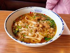 -顺溜·手工刀削面·黑金店(铜锣湾店)