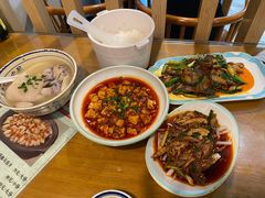 -易老妈蹄花.特色川菜(人民公园总店)