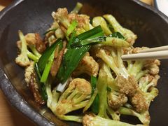 -关东小磨东北菜(上海长风大悦城店)
