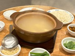 -一坐一忘云南菜(嘉里中心店)