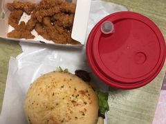 -必胜客(松雷店)