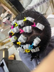 -托尼盖·烫发·染发·专业店