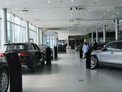 -奔驰利星行(北京花乡店)