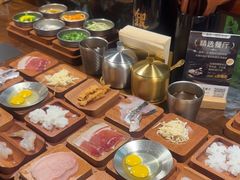 -银米·云南传统过桥米线(双廊黑金冠店)