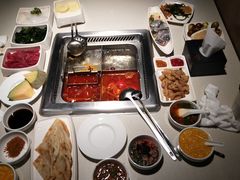 -海底捞火锅鲜切牛肉主题店(长寿路店)