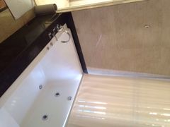 三亚湾海居铂尔曼度假酒店-三亚湾海居铂尔曼度假酒店