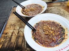 -钟方模白家肥肠粉(春熙店)