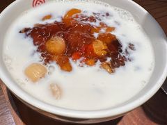 -彬媽糖水(侨鑫国际店)