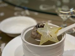 竹丝鸡炖杨桃-写庭·鱼鲜川菜·宴请(铁像寺水街店)