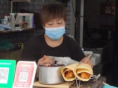 -正宗杂粮煎饼香软鸡蛋饼