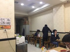 大堂-东北熏肉大饼(大学南路店)