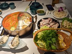 -椰子湾·海南火锅·糟粕醋·椰子鸡(正大广场店)