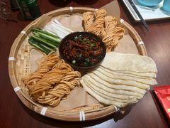 -魏铭鱼头捞饭(晋阳路店)