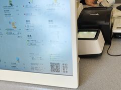 -喜茶(迪士尼小镇·平行宇宙店)