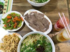 -陇上全荟兰州传统牛肉面(延吉路店)