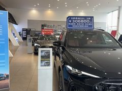 -上海永达奥诚奥迪4S店(申江路店)