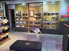 -云柏鞋业(十里堡店)