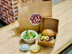 -FAT COW(虹梅路店)