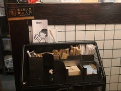 -喜茶(东莞雍华庭店)