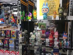 -泡泡玛特POPMART(侨福芳草地店)