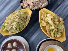 栗子红豆沙加鹌鹑蛋-黄师奶甜品店