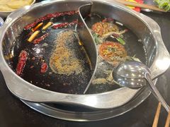 -重庆风光老灶火锅城(同德广场店)
