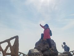-鬼笑石后山停车场