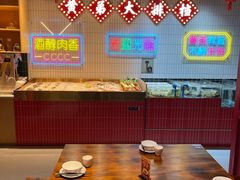 -黄弟大排档·湖南菜·小龙虾·小海鲜(凯旋北路店)
