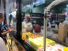 面包甜点陈列柜-鲍师傅糕点(春熙路店)