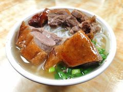 烧鹅濑粉-香辉食馆(新兴路店)
