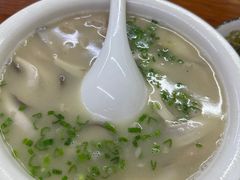 肠肺汤-胡子饮食店