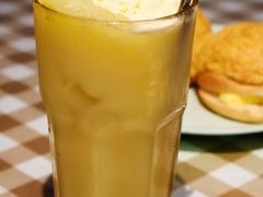 -新大咀港式茶餐厅(宝山万达店)