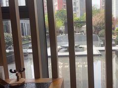 -鱼鲜饭香·招牌汽锅剁椒鱼头王