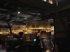 大堂-哥老官重庆美蛙鱼头(西湖银泰十一哥店)
