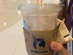 -瑞幸咖啡(临海市银泰城店)