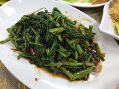 -新峰肉骨茶
