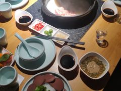 -洪氏嗨捞·广东猪肚鸡·椰子鸡火锅(西咸万象城店)