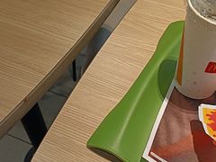 -麦当劳(轻轨曹杨路店)