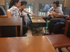 大堂-星巴克(汾阳路店)