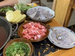 -重庆故事姊妹老火锅(财经学院店)